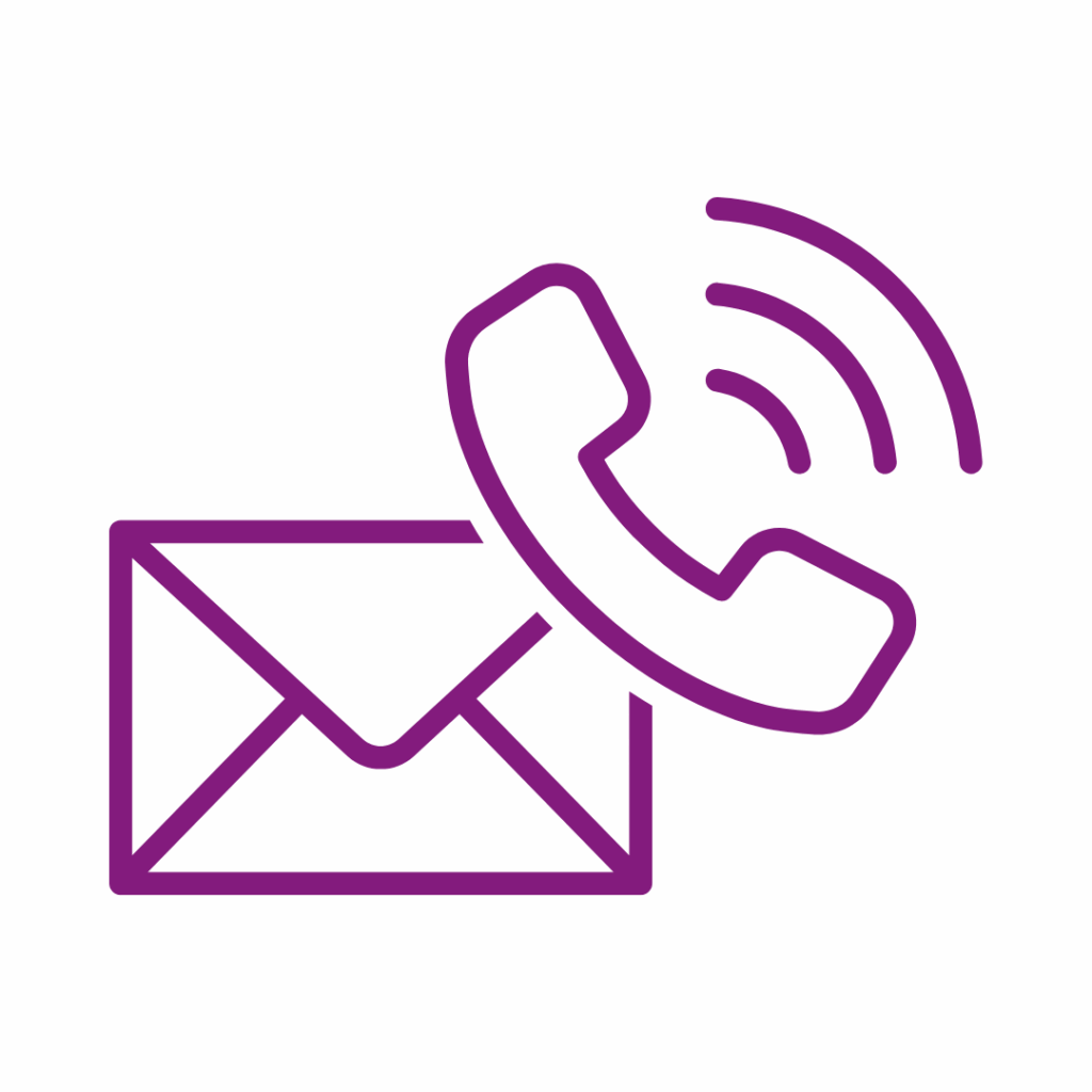 Koperta i telefon. Symbole sposobów komunikacji z naszym biurem tłumaczeń.